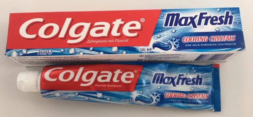 Colgate-Max-Fresh-Tube mit Verpackung